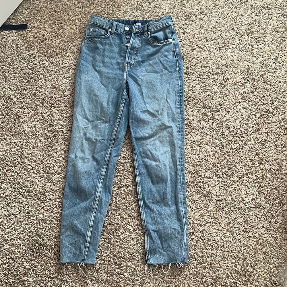 H&M (Divided) Light Blue Mom Jeans Size 2